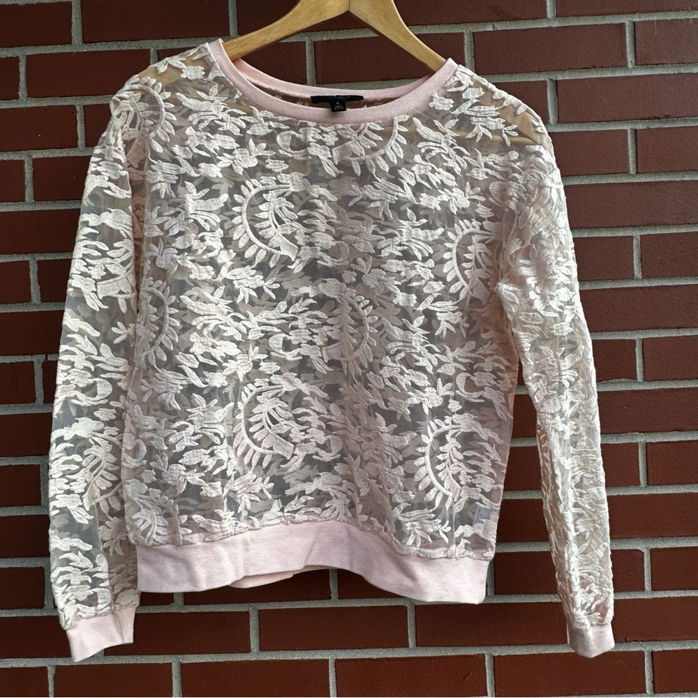 Romeo + Juliet Couture Pink Floral Lace Sheer Long Sleeve Top Small Crew Neck